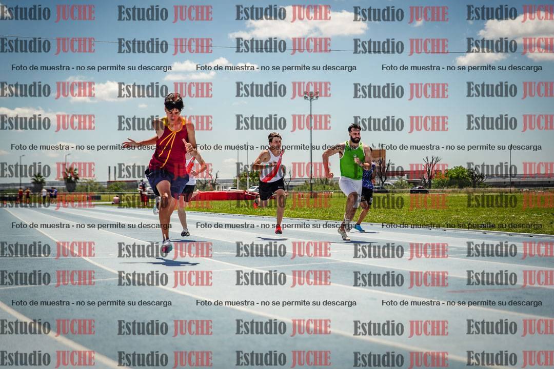 Fotos de los 100 m llanos de varones