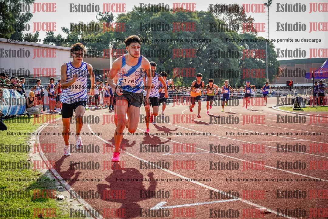 Fotos de los 800 m llanos de varones