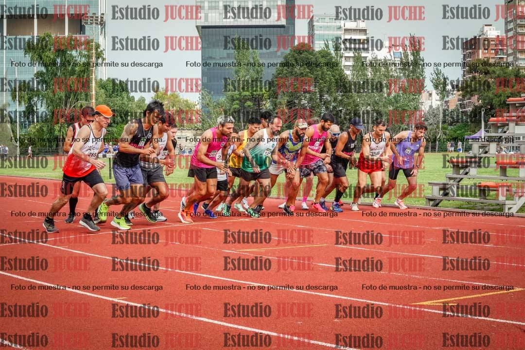 Fotos de los 3000 m llanos de varones
