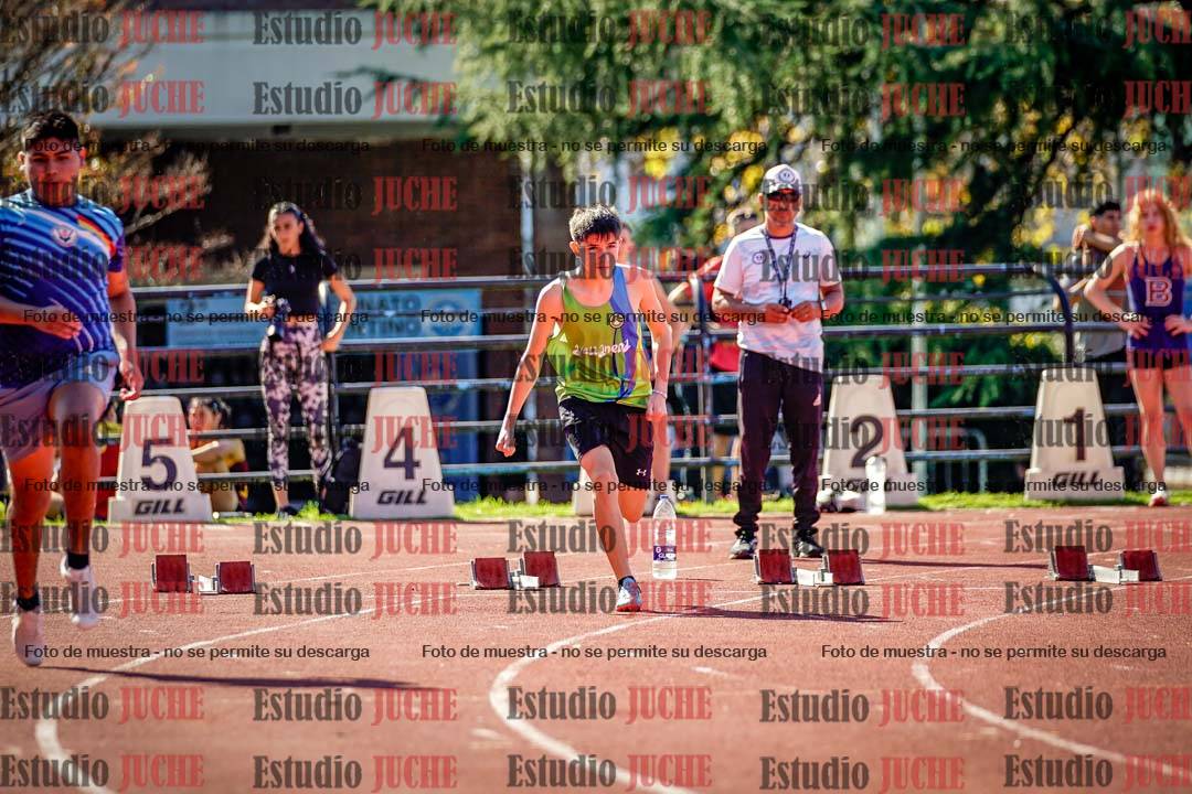 Fotos de los 100 m llanos de varones