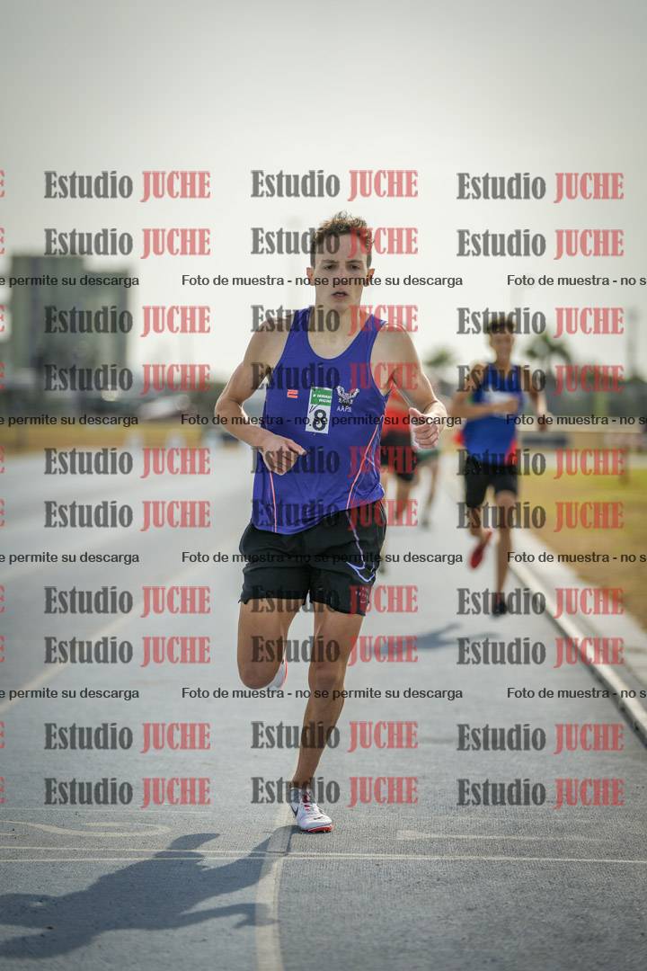Fotos de los 800 m llanos de varones