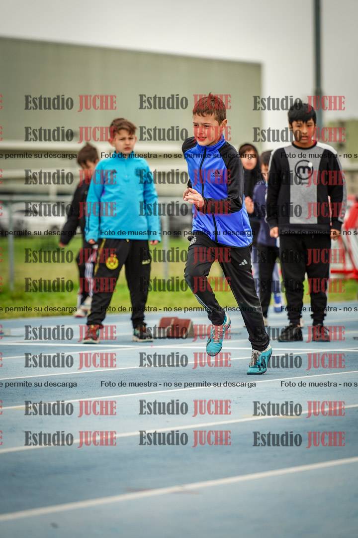 Fotos de los 50 m llanos de varones - U12