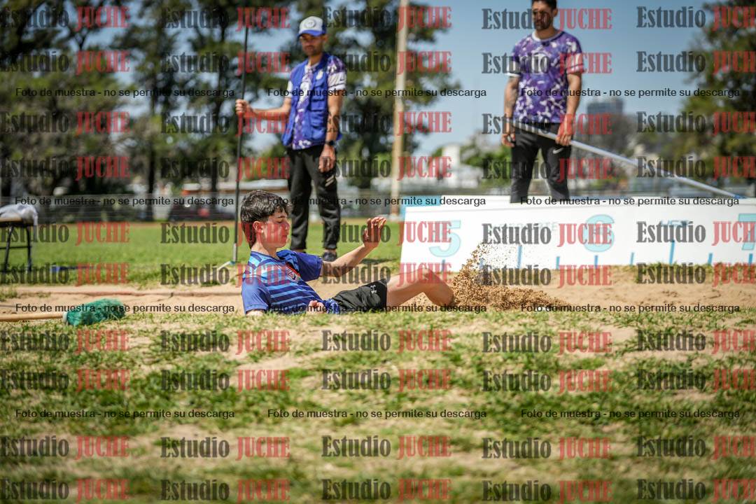 Fotos del salto en largo de varones - (incluye octatlón)