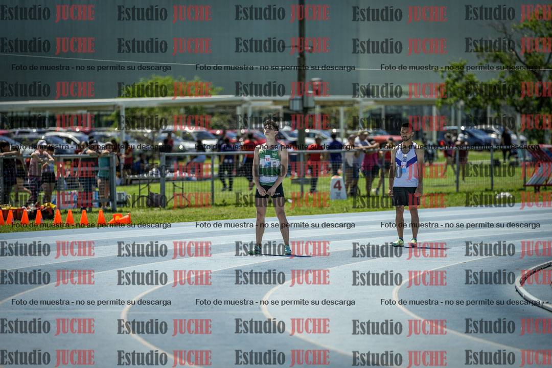 Fotos de los 800 m llanos de varones