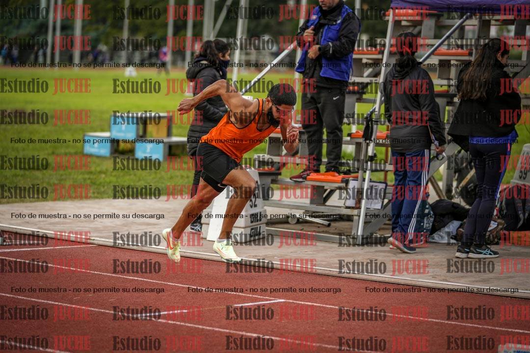 Fotos de los 400 m llanos de varones