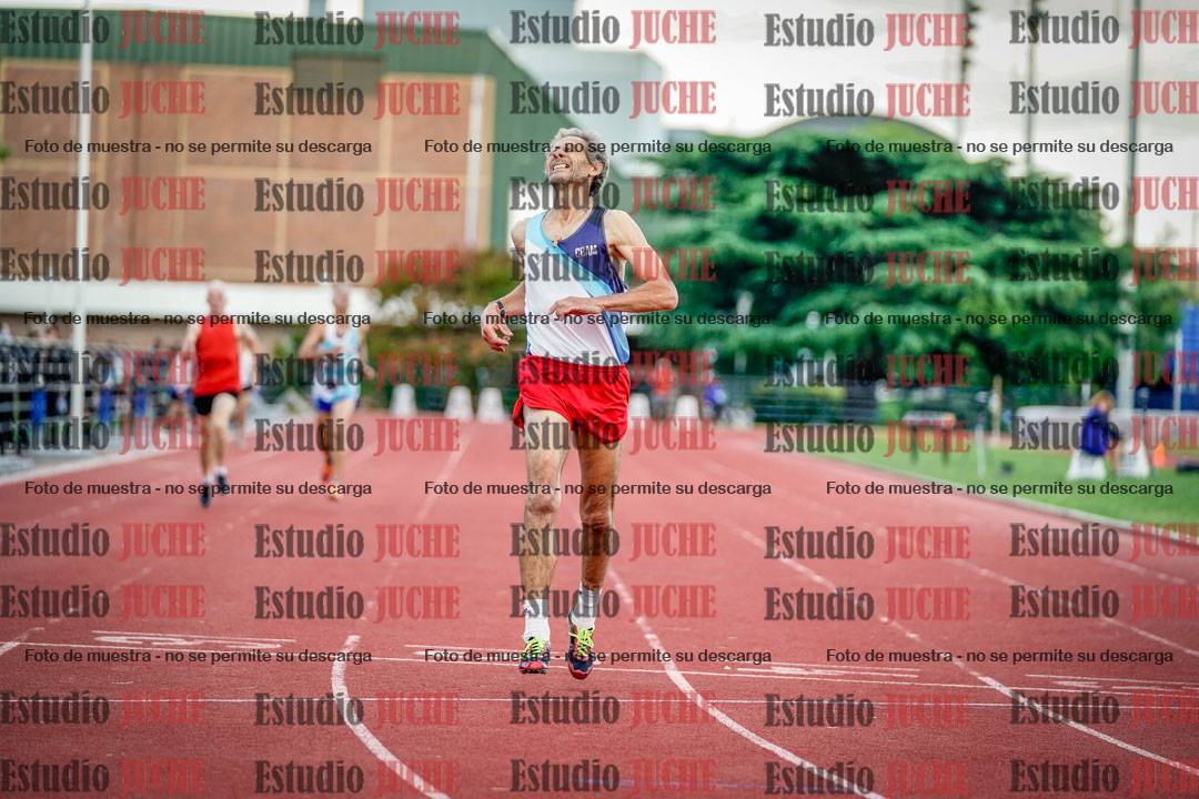 Fotos de los 400 m llanos de varones