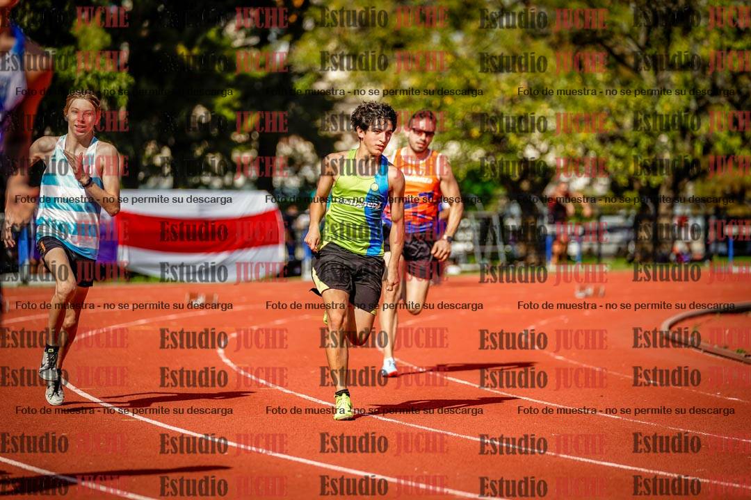 Fotos de los 200 m llanos de varones