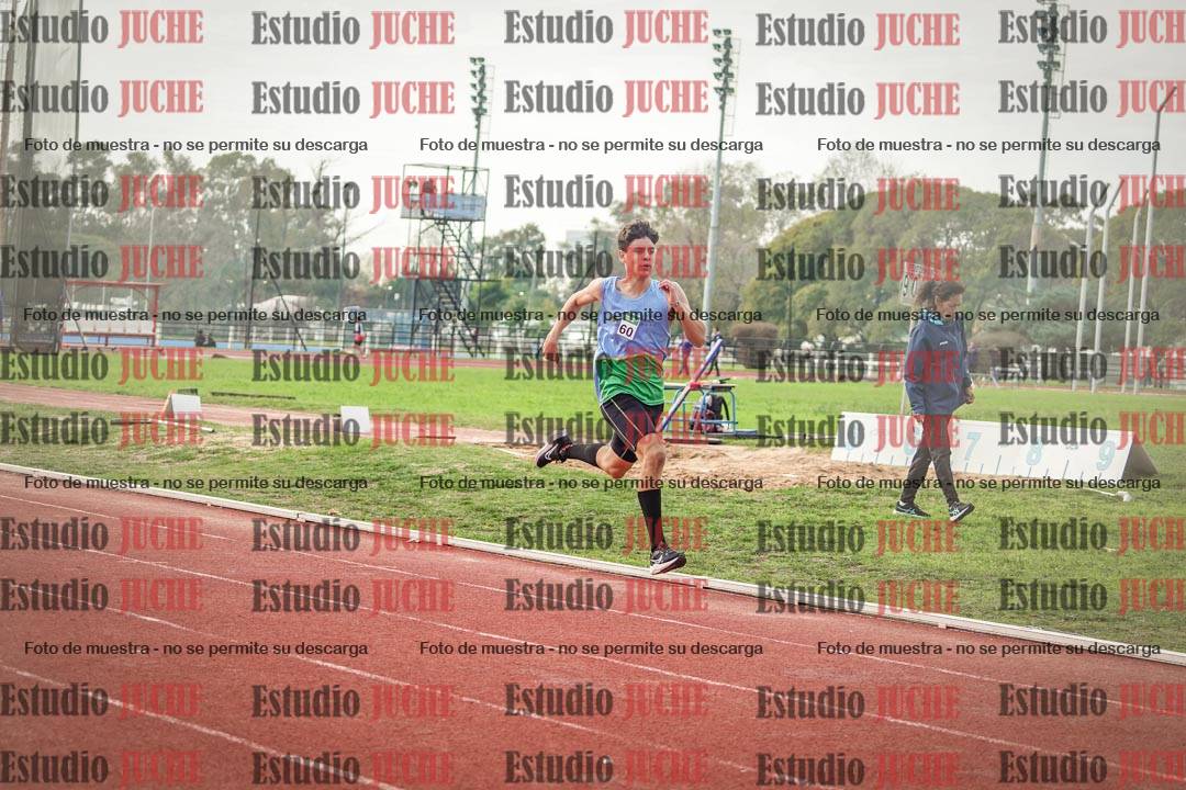 Fotos de los 600 m llanos de varones