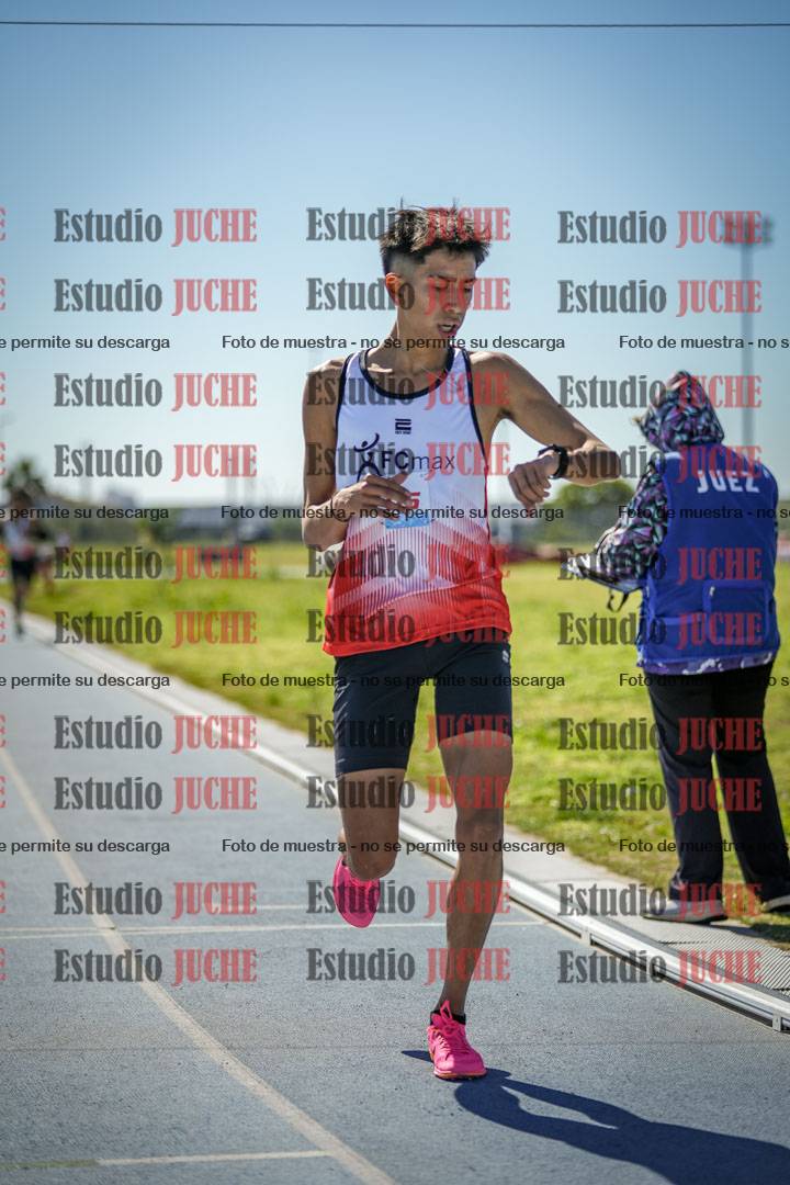 Fotos de los 5000 m llanos de mujeres y varones
