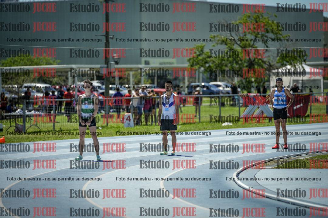 Fotos de los 800 m llanos de varones