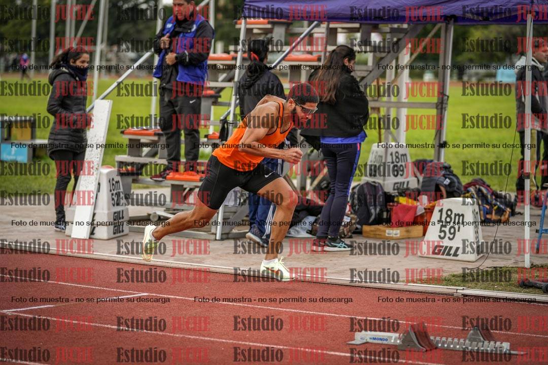 Fotos de los 400 m llanos de varones