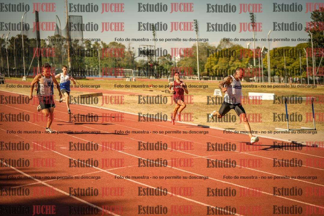 Fotos de los 200 m llanos de varones