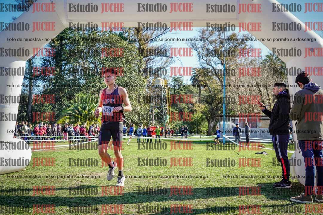 Fotos de la llegada del cross de 6000 m