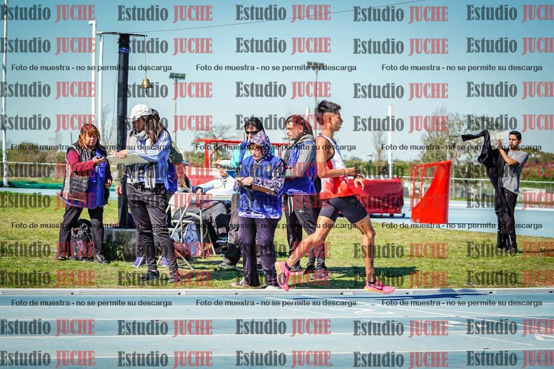 Fotos de los 5000 m llanos de mujeres y varones