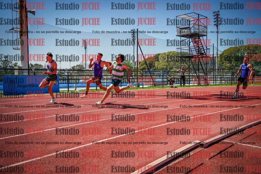 Fotos de los 200 m llanos de varones