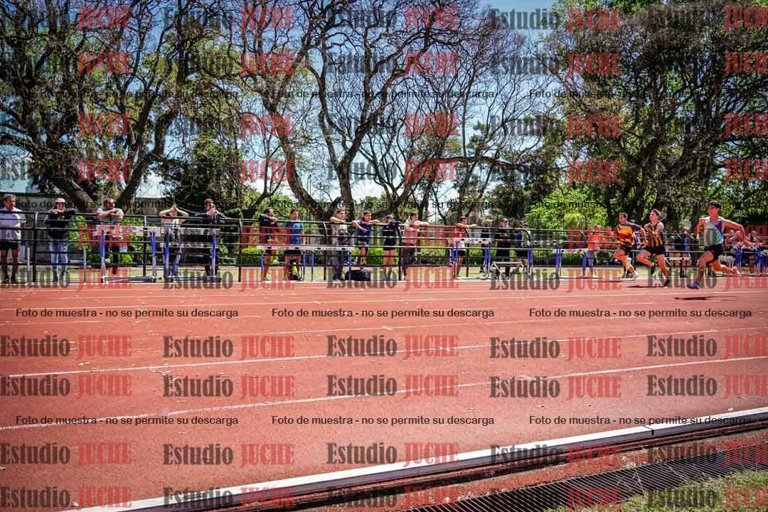 Fotos de los 100 m llanos de varones