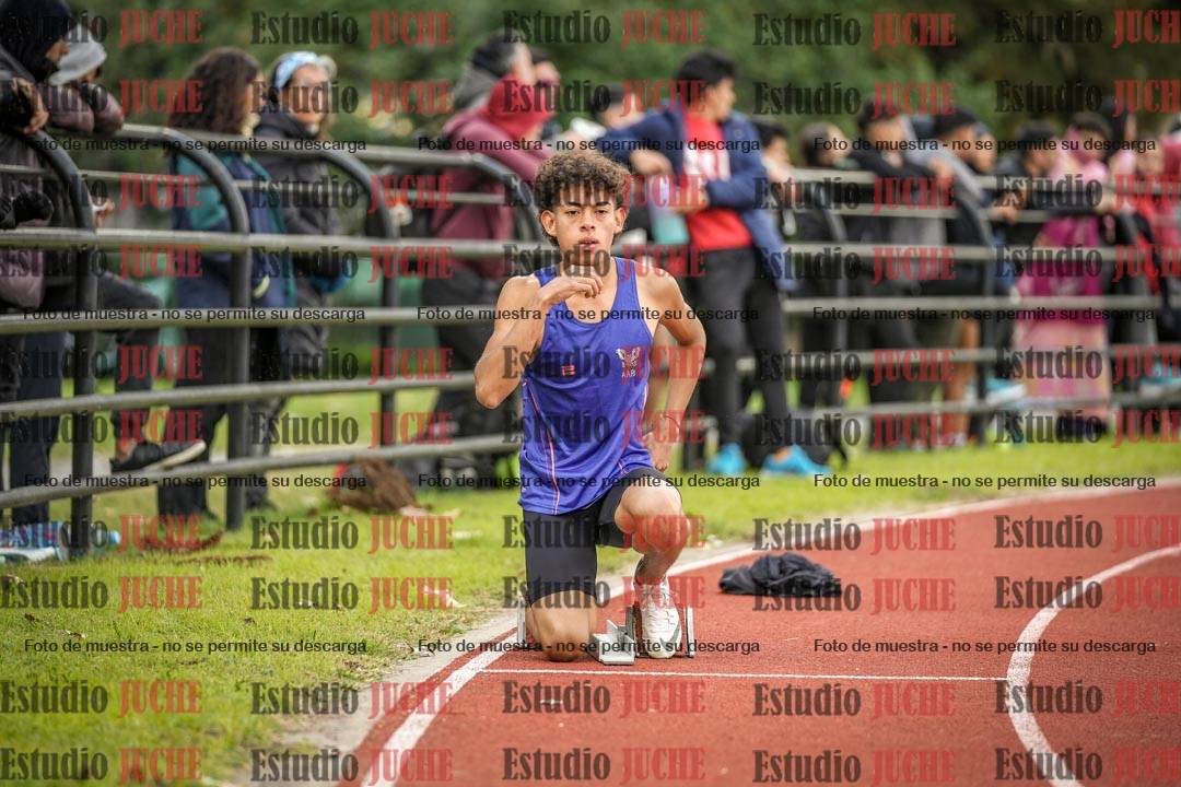Fotos de los 400 m llanos de varones