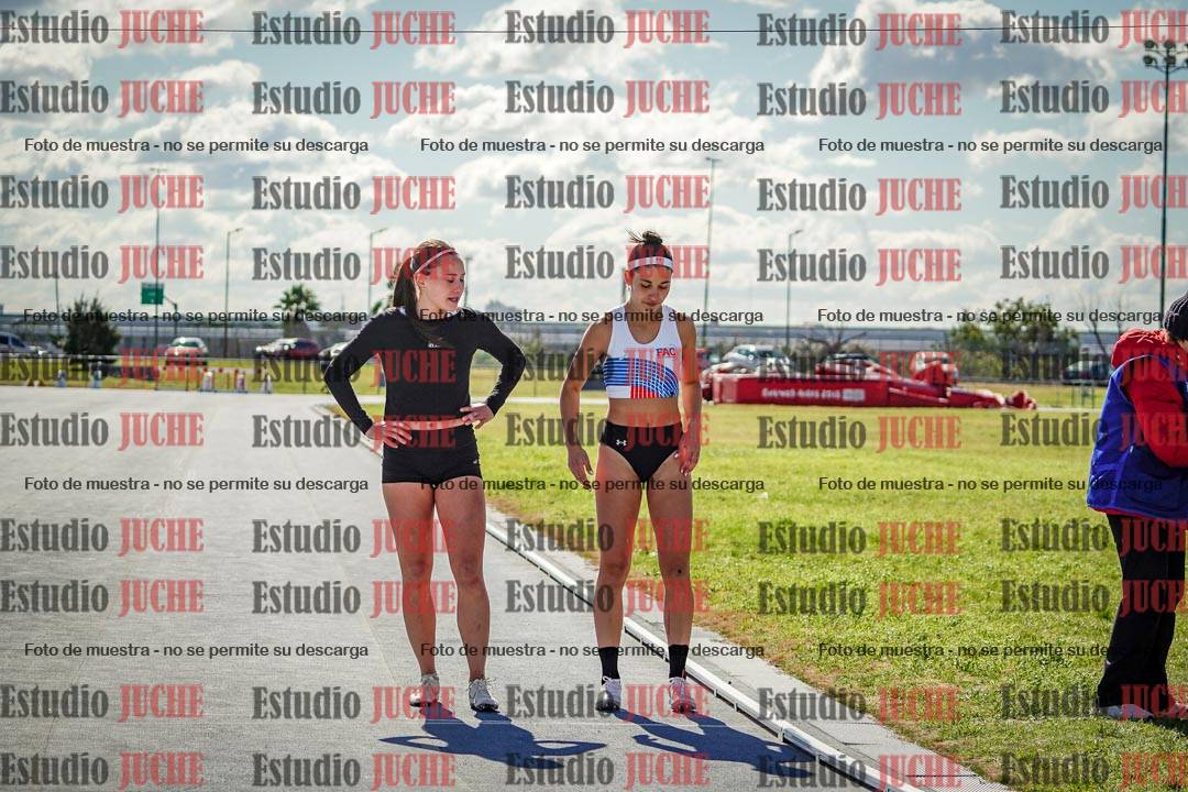 Fotos de los 800 m llanos de mujeres - heptatlón 7