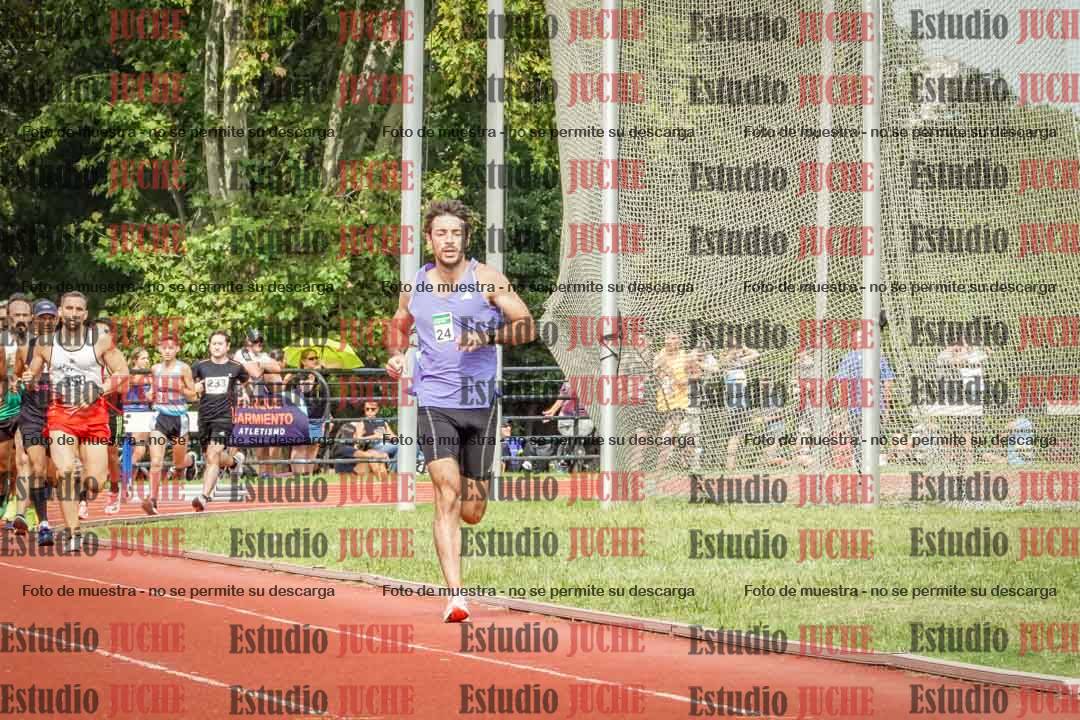 Fotos de los 3000 m llanos de varones