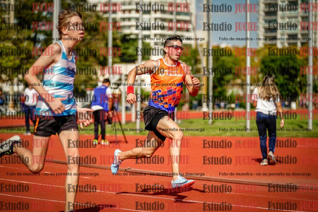 Fotos de los 200 m llanos de varones