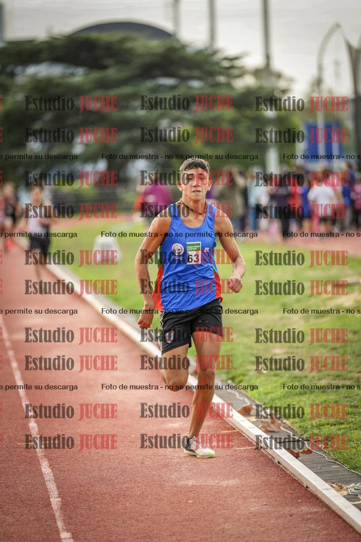 Fotos de los 600 m llanos de varones