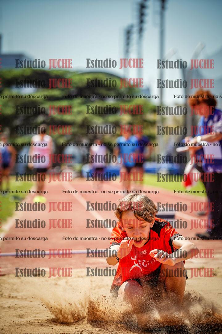 Fotos del salto en largo de varones - (incluye octatlón)