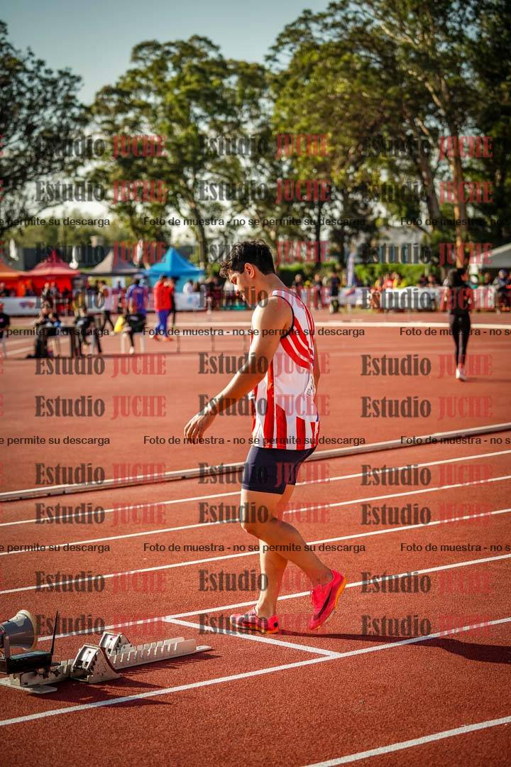 Fotos de los 400 m con vallas de varones