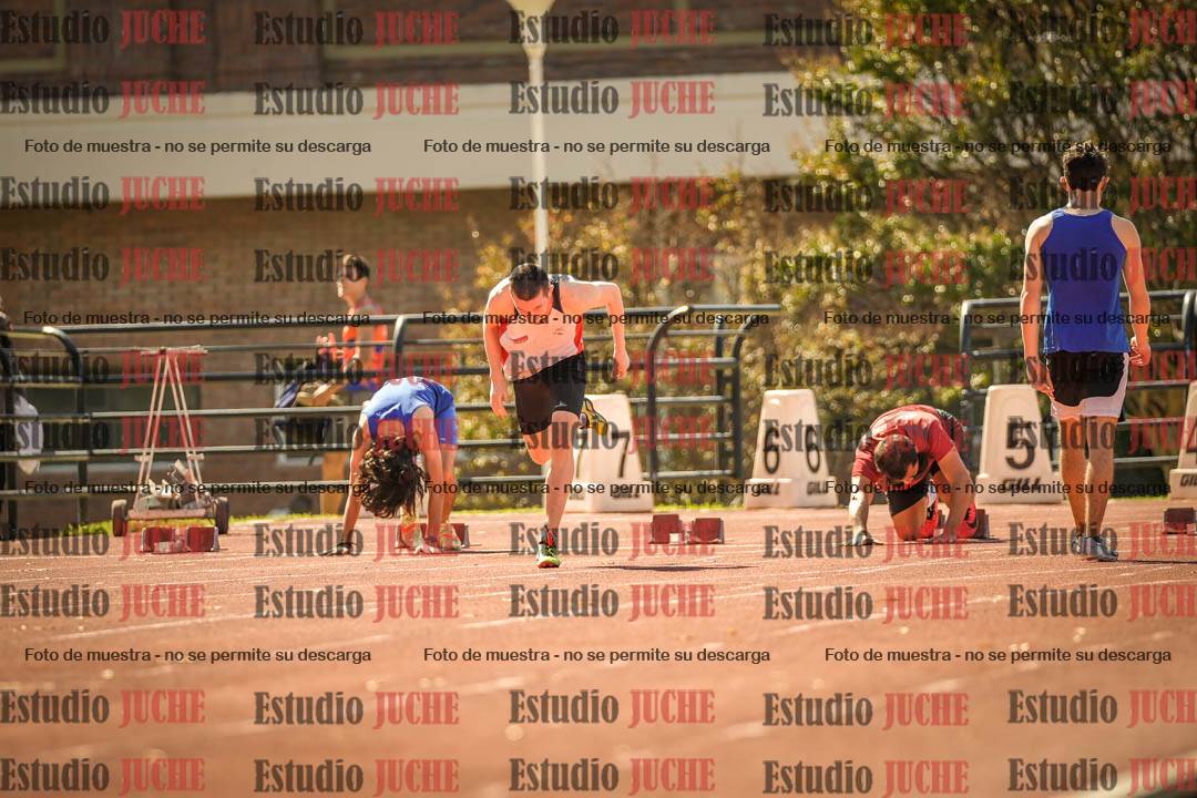Fotos de los 100 m llanos de varones