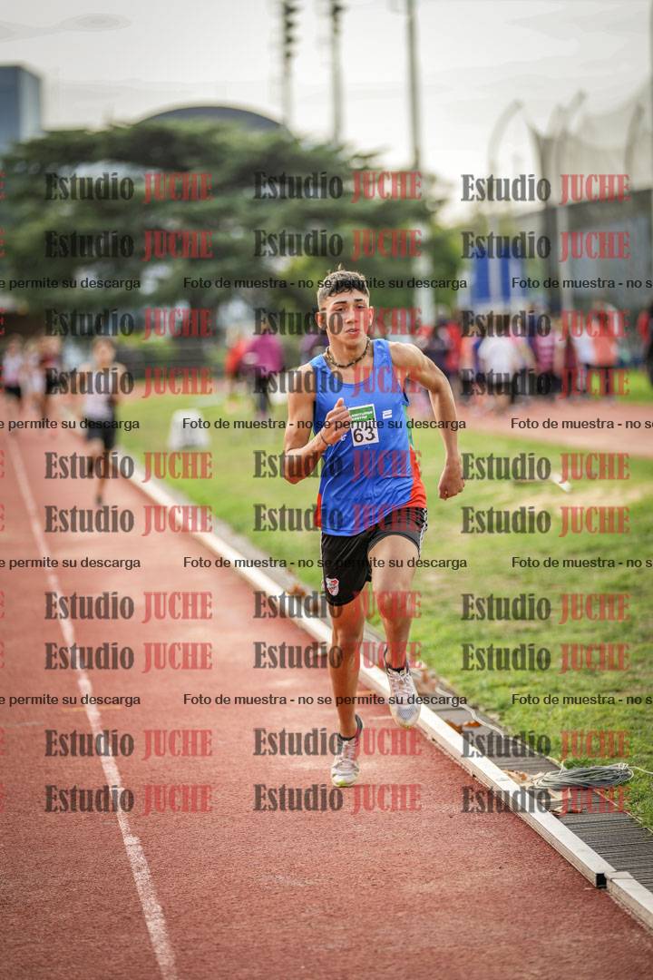 Fotos de los 600 m llanos de varones
