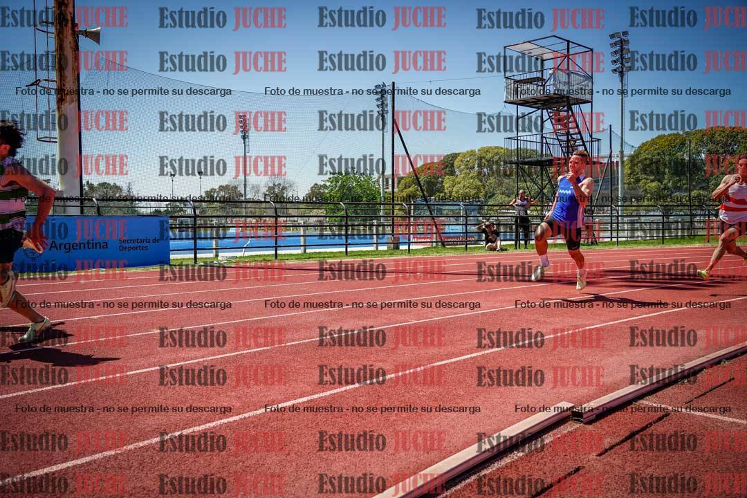 Fotos de los 200 m llanos de varones