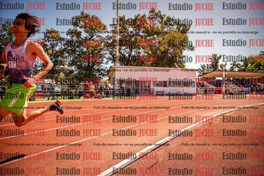 Fotos de los 600 m llanos de varones