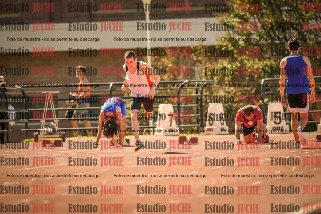 Fotos de los 100 m llanos de varones