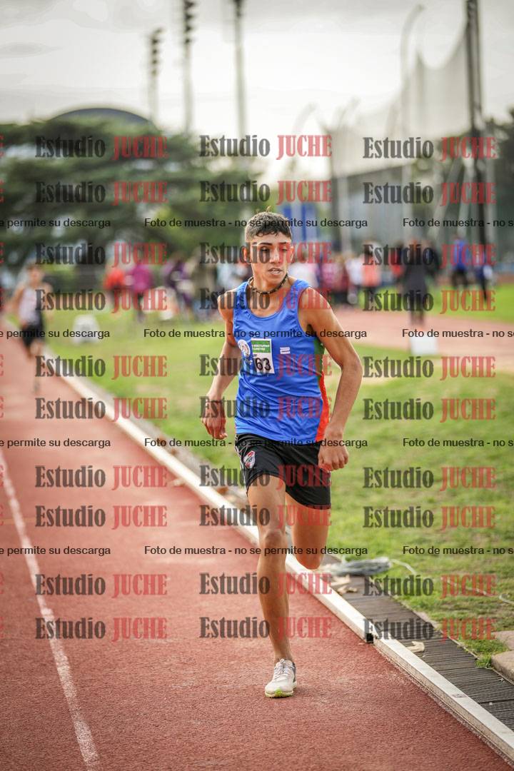 Fotos de los 600 m llanos de varones