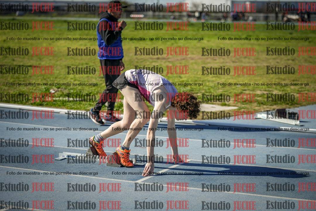Fotos de los 400 m llanos de varones