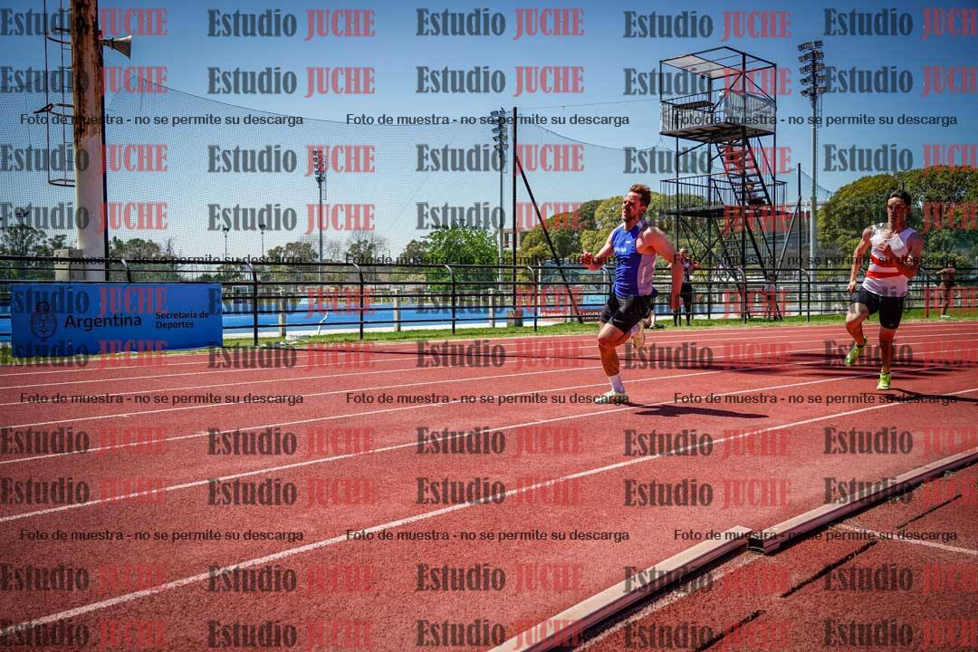 Fotos de los 200 m llanos de varones