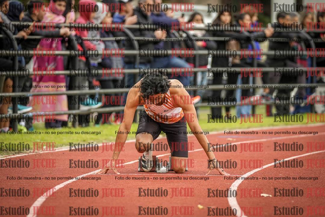 Fotos de los 400 m llanos de varones