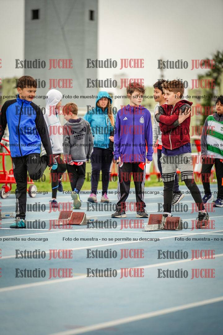 Fotos de los 50 m llanos de varones - U12