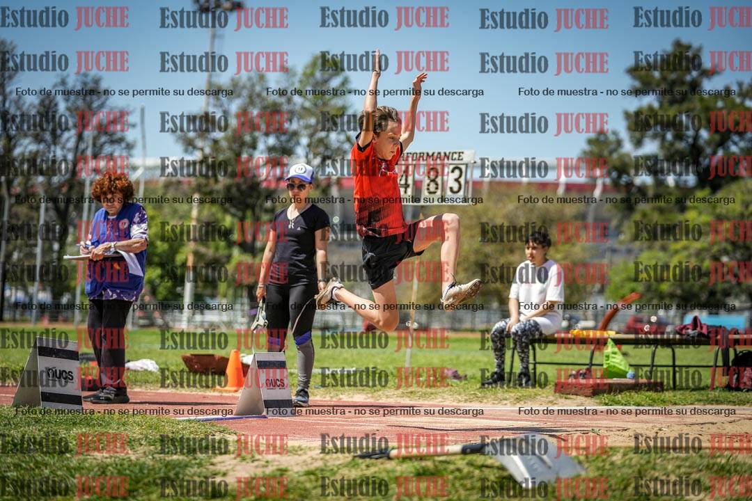 Fotos del salto en largo de varones - (incluye octatlón)