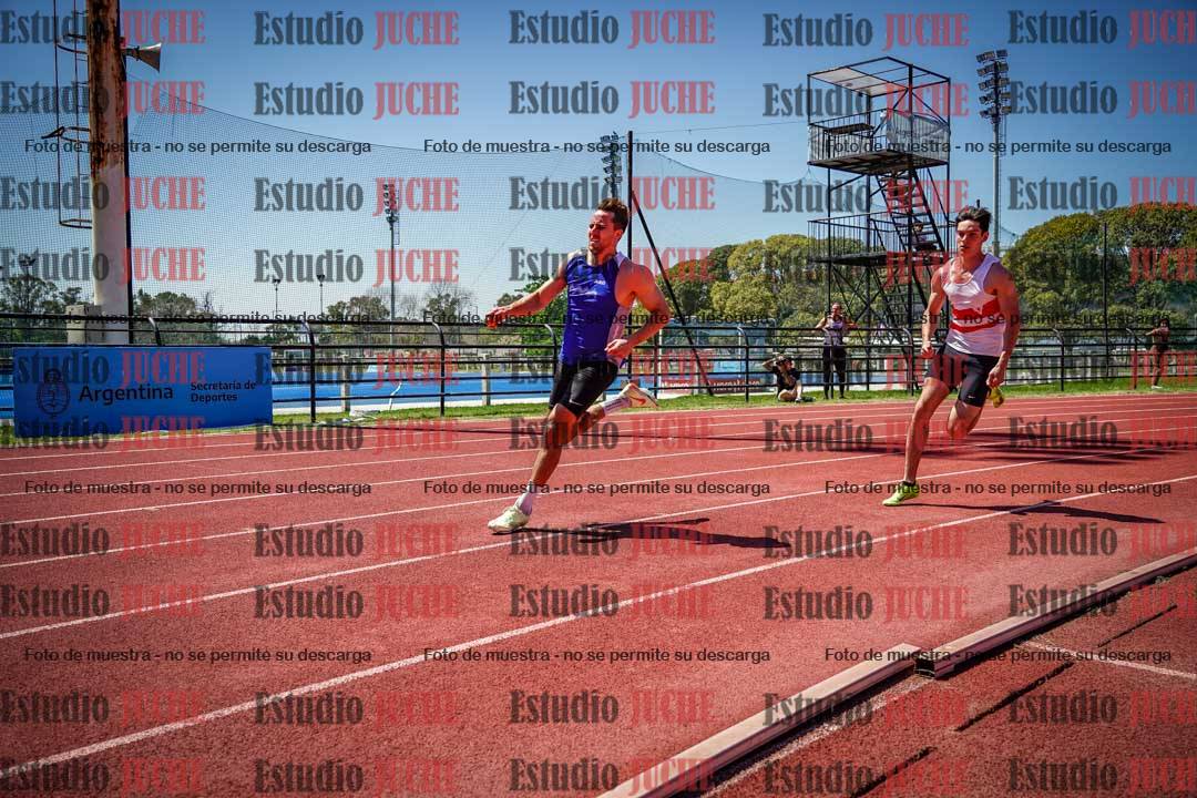 Fotos de los 200 m llanos de varones