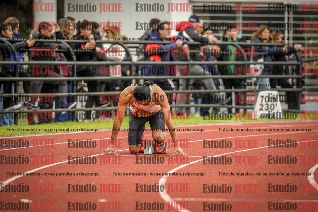 Fotos de los 400 m llanos de varones
