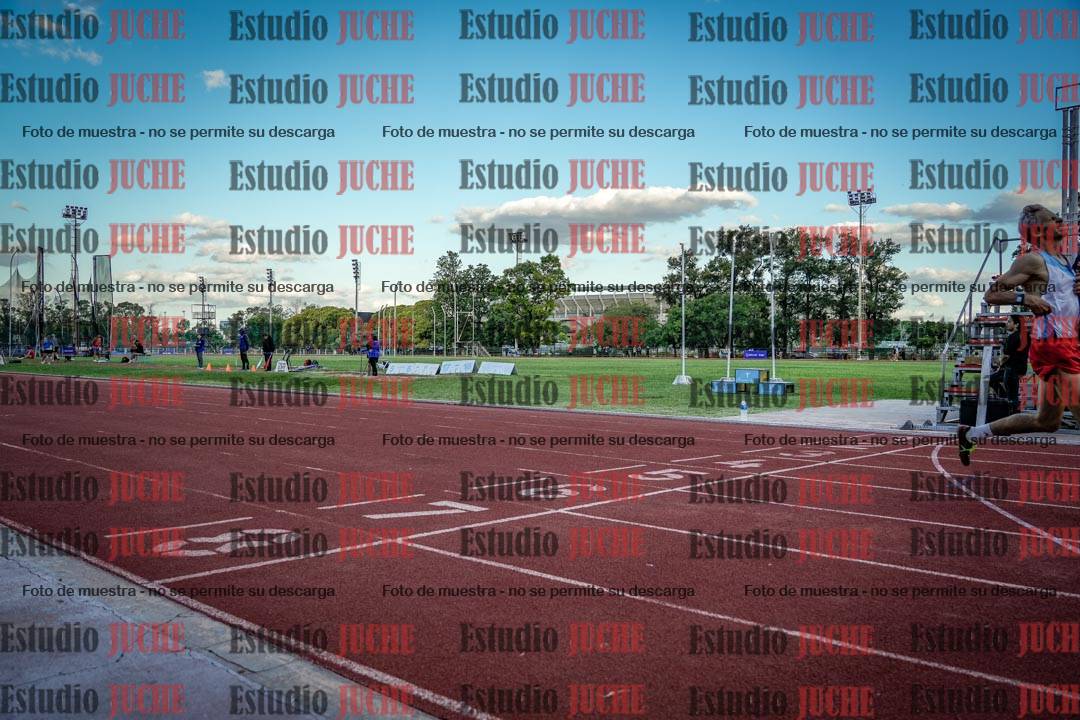 Fotos de los 400 m llanos de varones