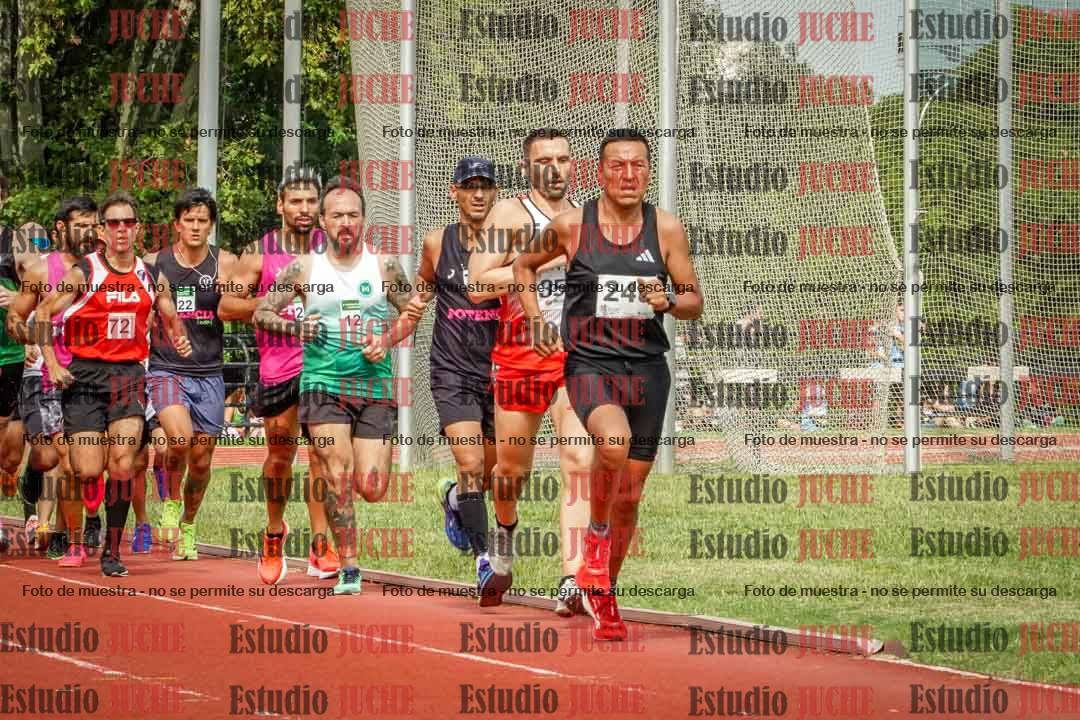 Fotos de los 3000 m llanos de varones
