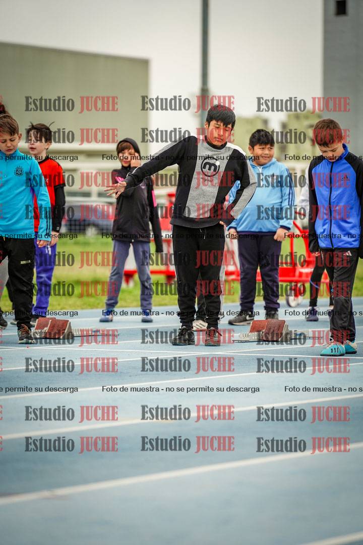 Fotos de los 50 m llanos de varones - U12