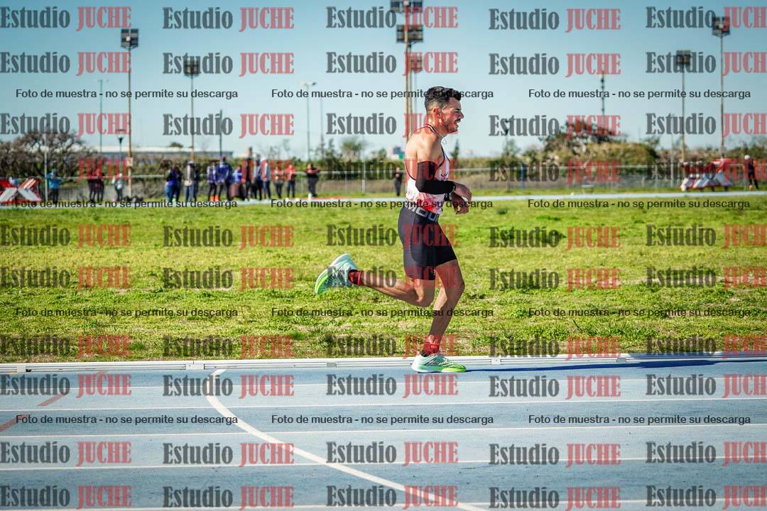 Fotos de los 5000 m llanos de mujeres y varones