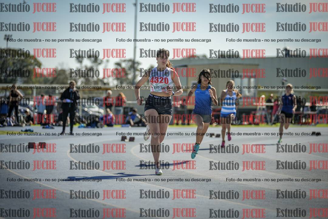 Fotos de los 400 m llanos de mujeres