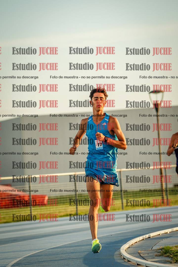 Fotos de los 3000 m llanos de varones