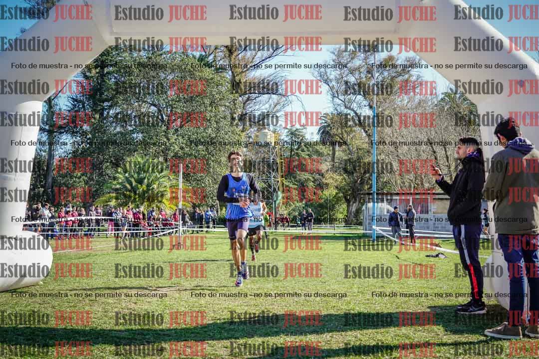 Fotos de la llegada del cross de 6000 m