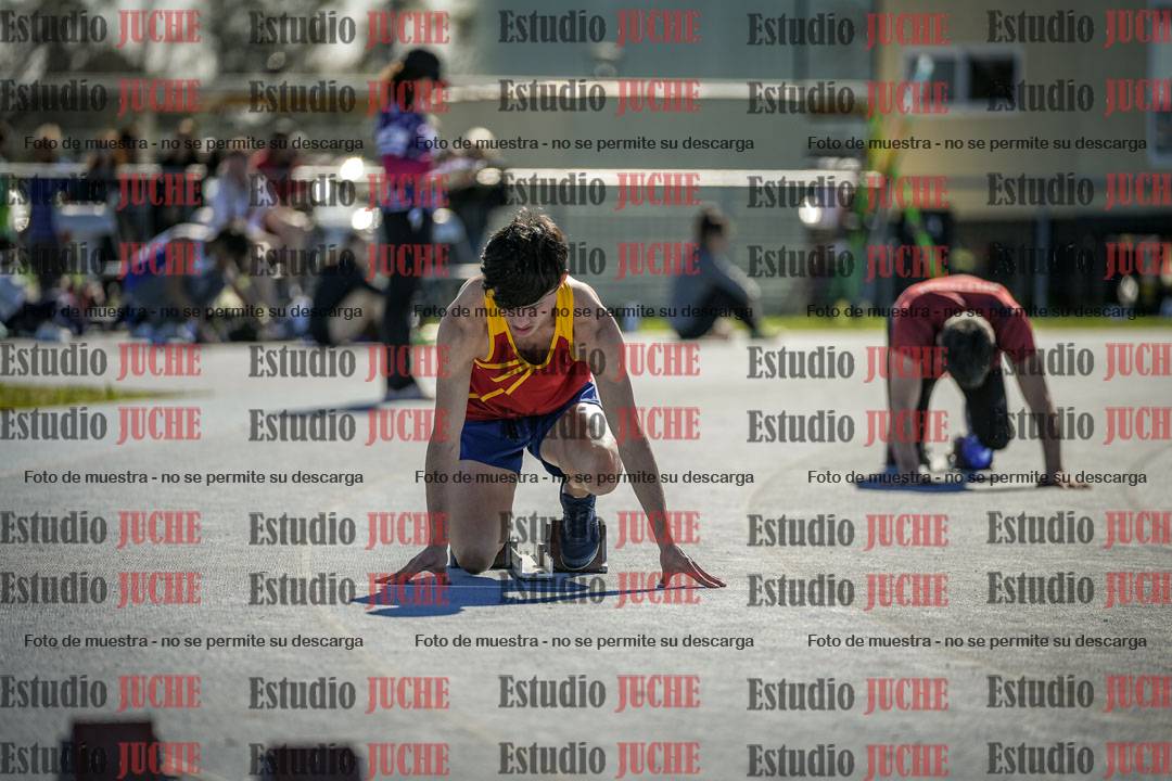 Fotos de los 400 m llanos de varones