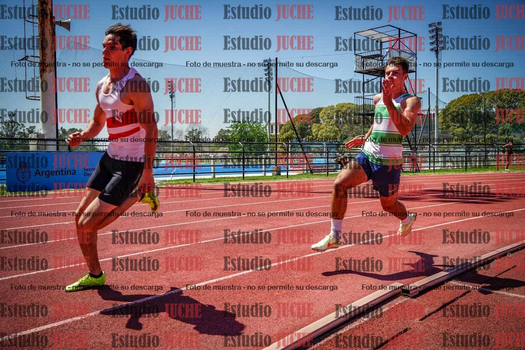 Fotos de los 200 m llanos de varones