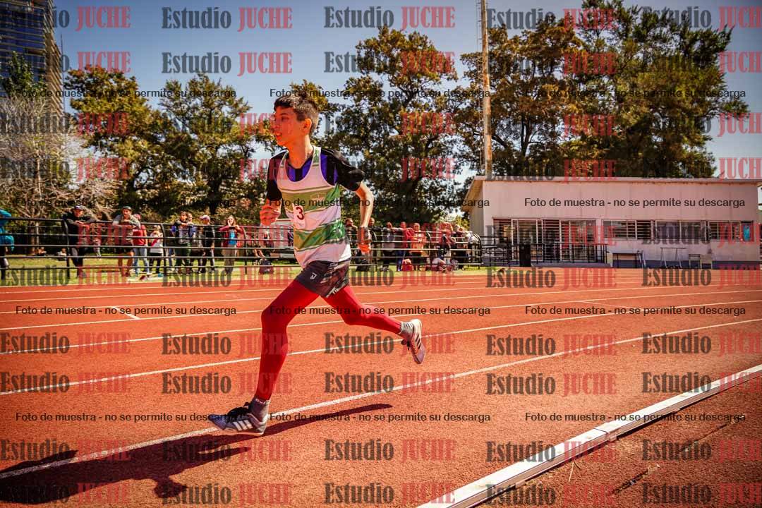 Fotos de los 600 m llanos de varones